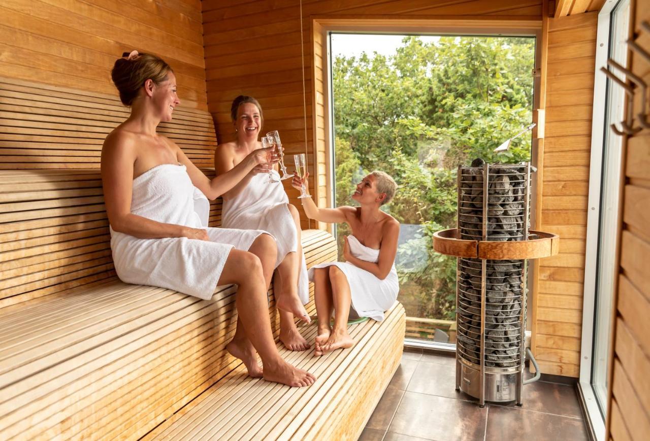 Treetop Spa Hangout & Hotel Göteborg Exterior foto
